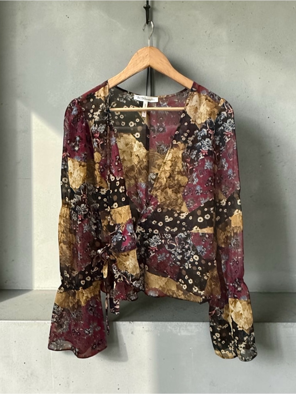 BCBGeneration Floral Wrap Blouse in Burgundy Gold Black! Medium! EUC!
